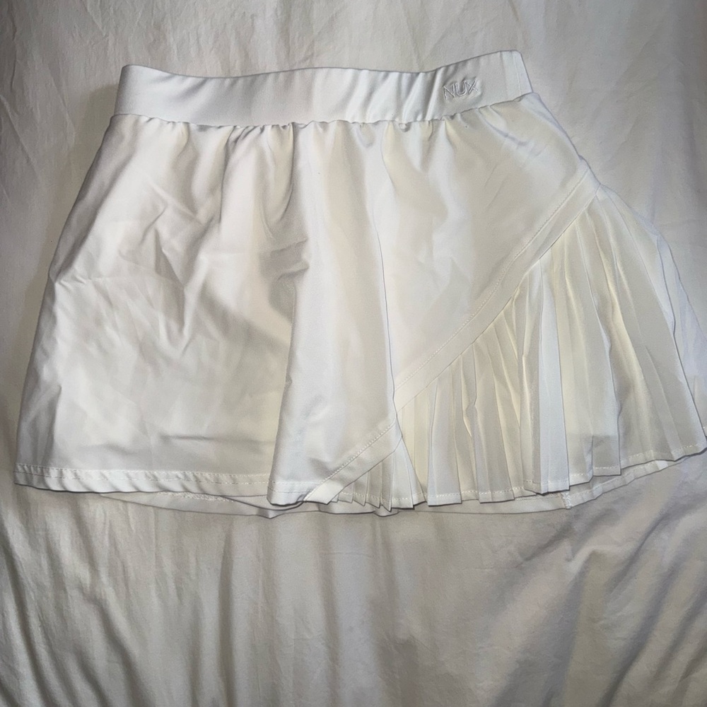 NUX Cream Athletic Skirt